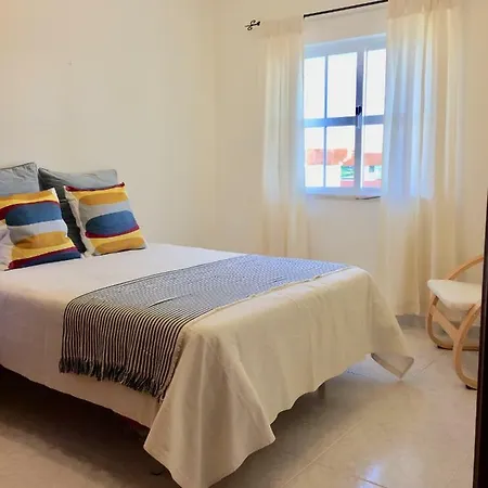 Lagos Beach Villa * לאגוּ‏ש