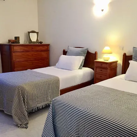 Lagos Beach Villa * לאגוּ‏ש